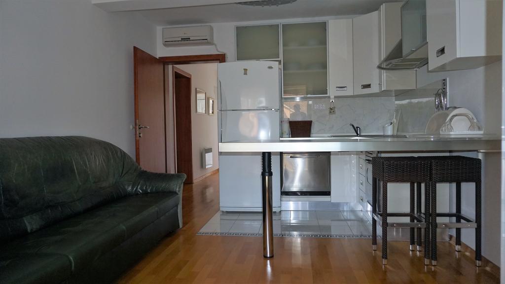 Apartmani Gaj มาลินสกา ภายนอก รูปภาพ