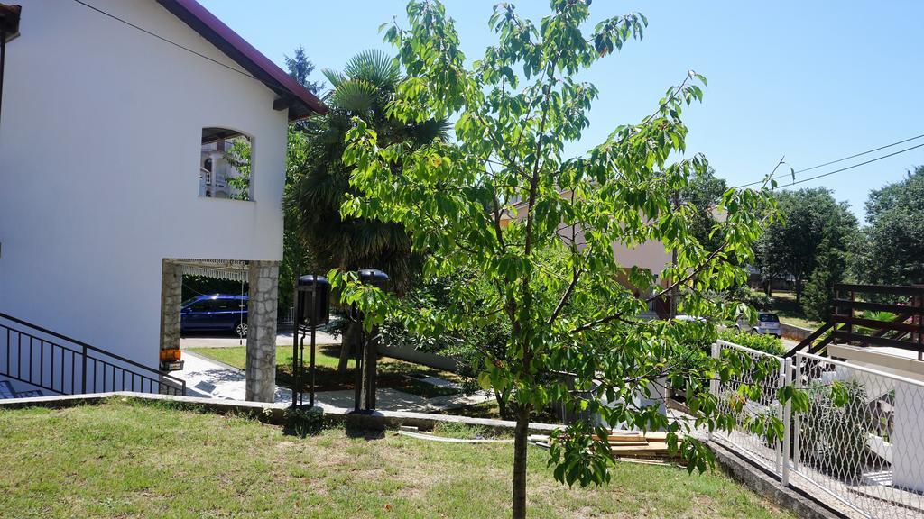 Apartmani Gaj มาลินสกา ภายนอก รูปภาพ
