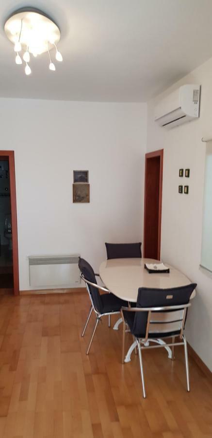 Apartmani Gaj มาลินสกา ภายนอก รูปภาพ